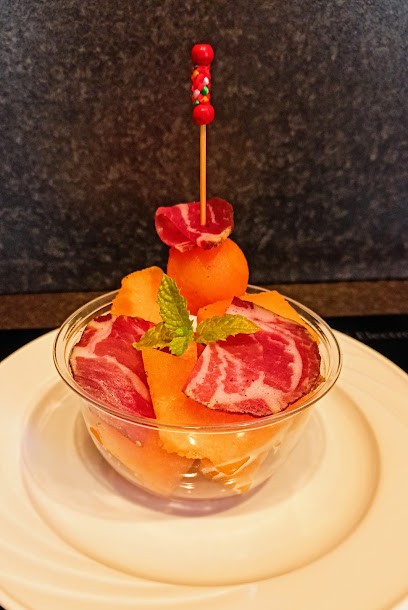 100 cuisines - traiteur, Traiteur à Gimat