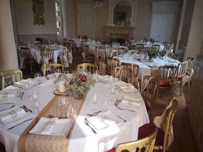 Fermé, Traiteur à Percey