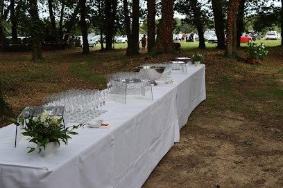 Saveurs Et Créations, Traiteur à Fleuré