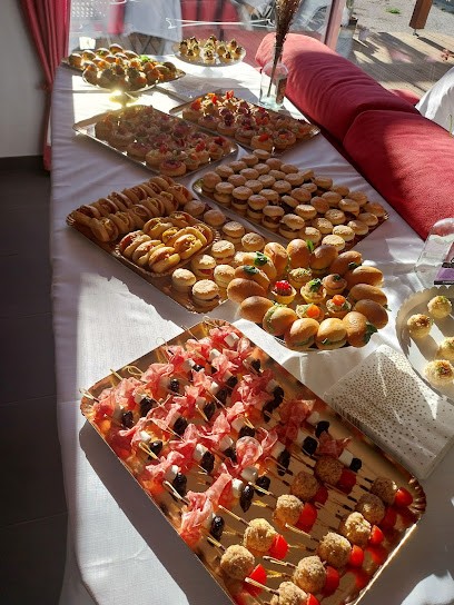 KHAN GUSTO Traiteur, Traiteur à Ventabren