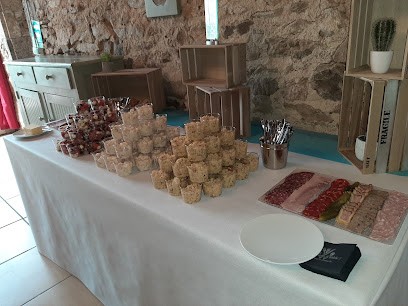 C'est Prêt, à Table!, Traiteur à Roiffieux