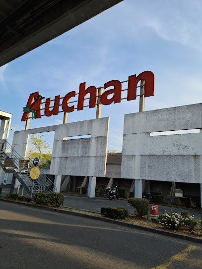 Traiteur Auchan Nantes St Sébastien, Traiteur à Saint-Sébastien-sur-Loire