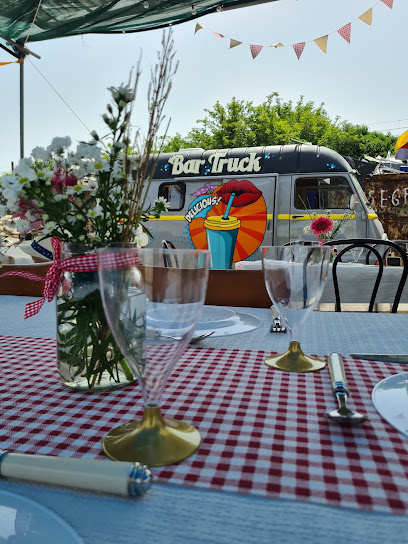 Nad Foodtruck By Jetlagfood Traiteur à Louvres