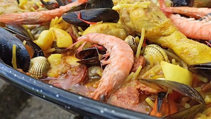 Saint Loubert Gilbert, Traiteur à Puycasquier