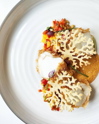 Anne-Sophie Schaefer, Traiteur à San-Martino-di-Lota