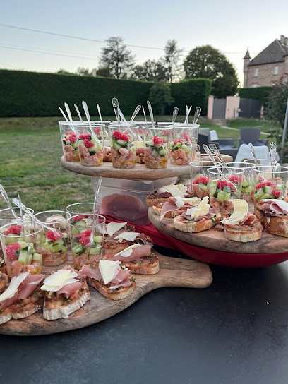 Rouge Vif Traiteur D'altitude Cuisine Volcanique, Traiteur à Jussac