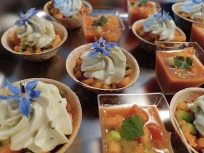 Traiteur De L'Oustal (Alexandrine Dougnac), Traiteur à Oust