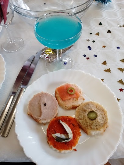 S.a.r.l. Dousset Thierry, Traiteur à Saint-Gervais-les-Trois-Clochers