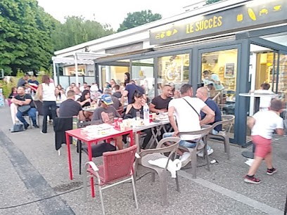 Le Succès Traiteur - salle de location, Traiteur à Seyssinet-Pariset