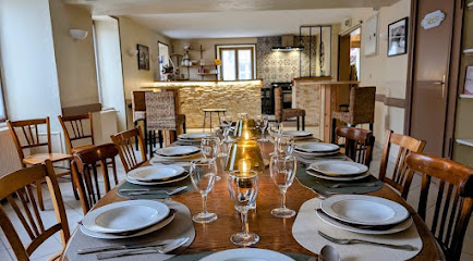 Auberge Des Petits - Traiteur - Gîte, Traiteur à Saint-Igny-de-Vers