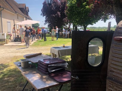 SL TRAITEUR, Traiteur à Perrusson