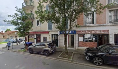 BASF, Traiteur à Thiais