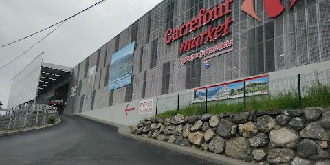 Carrefour Traiteur, Traiteur à Évian-les-Bains