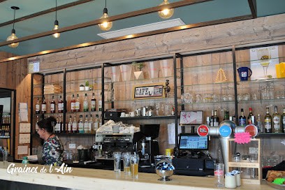 Aux Comptoirs du Village - VIVAL (Café de la Place) - Muret Traiteur dans l'Ain (01), Traiteur à Maillat